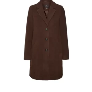 Spread Collar Coat